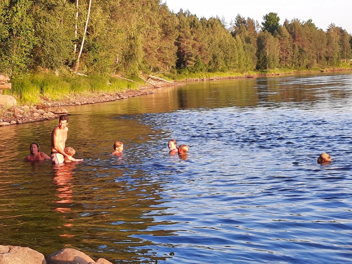 Kalix Riverside Inn, Farm Timbering Eksteriør bilde