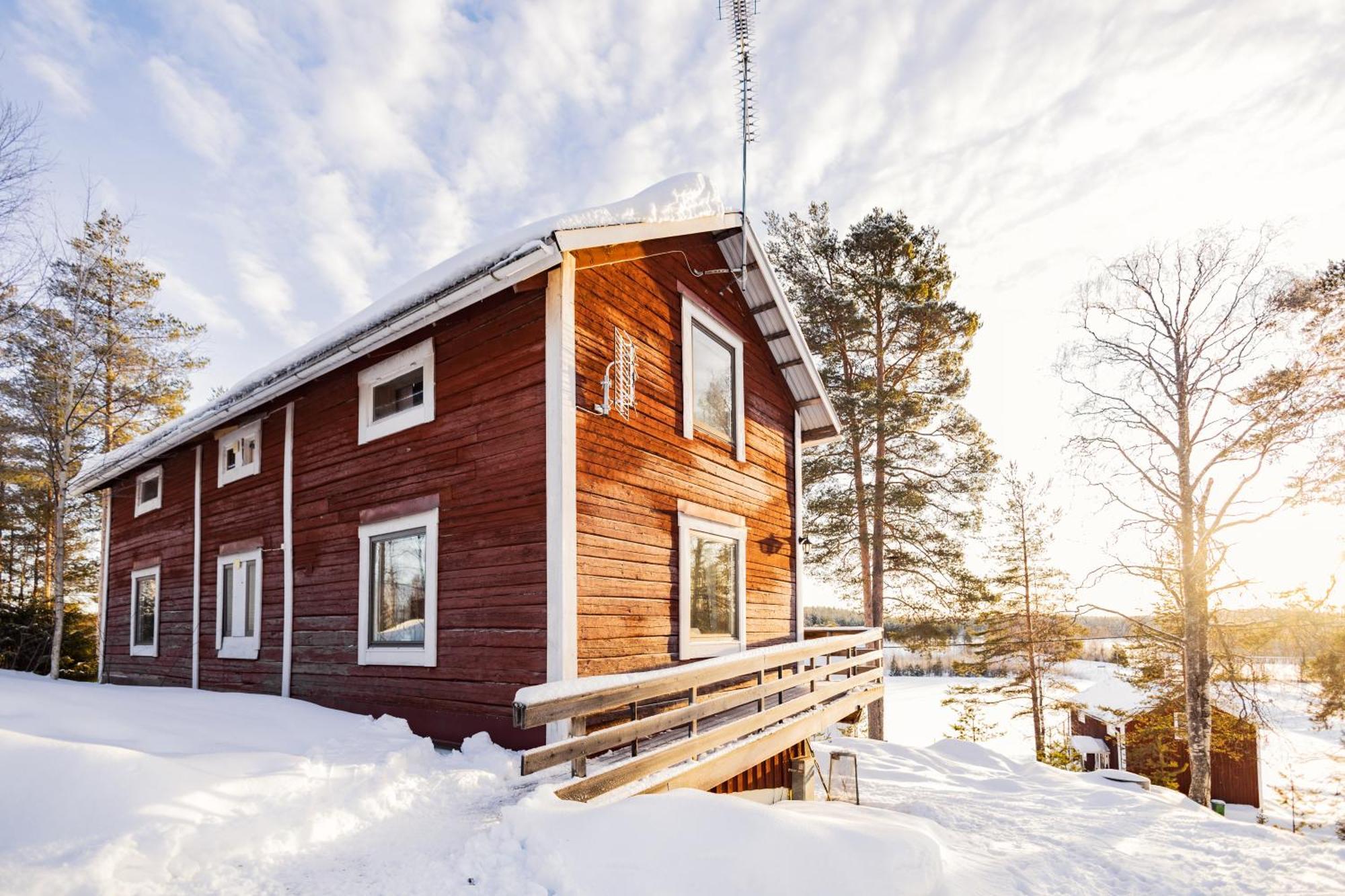 Kalix Riverside Inn, Farm Timbering Eksteriør bilde